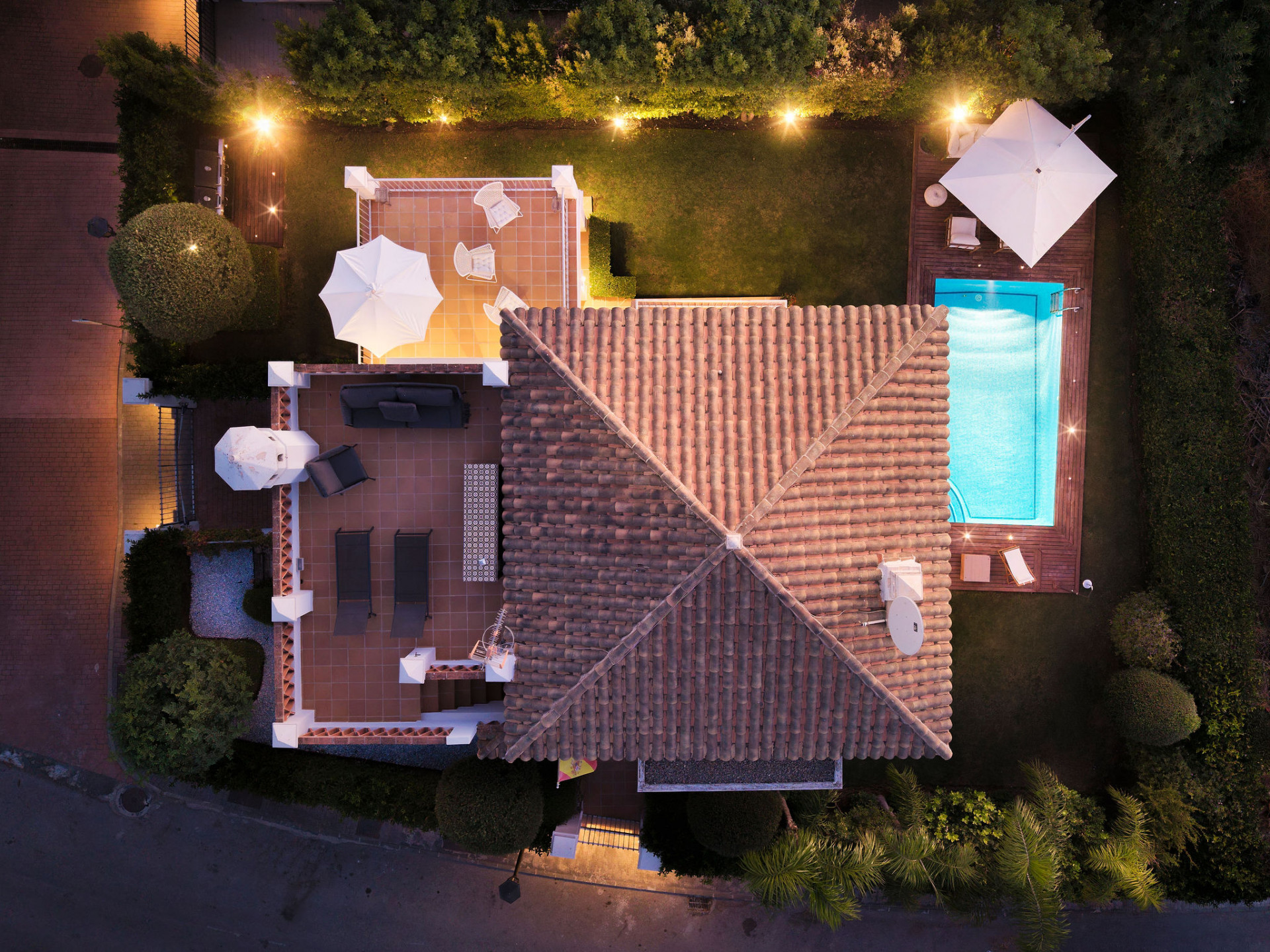 4 Bedroom Villa in Estepona - Photo 34