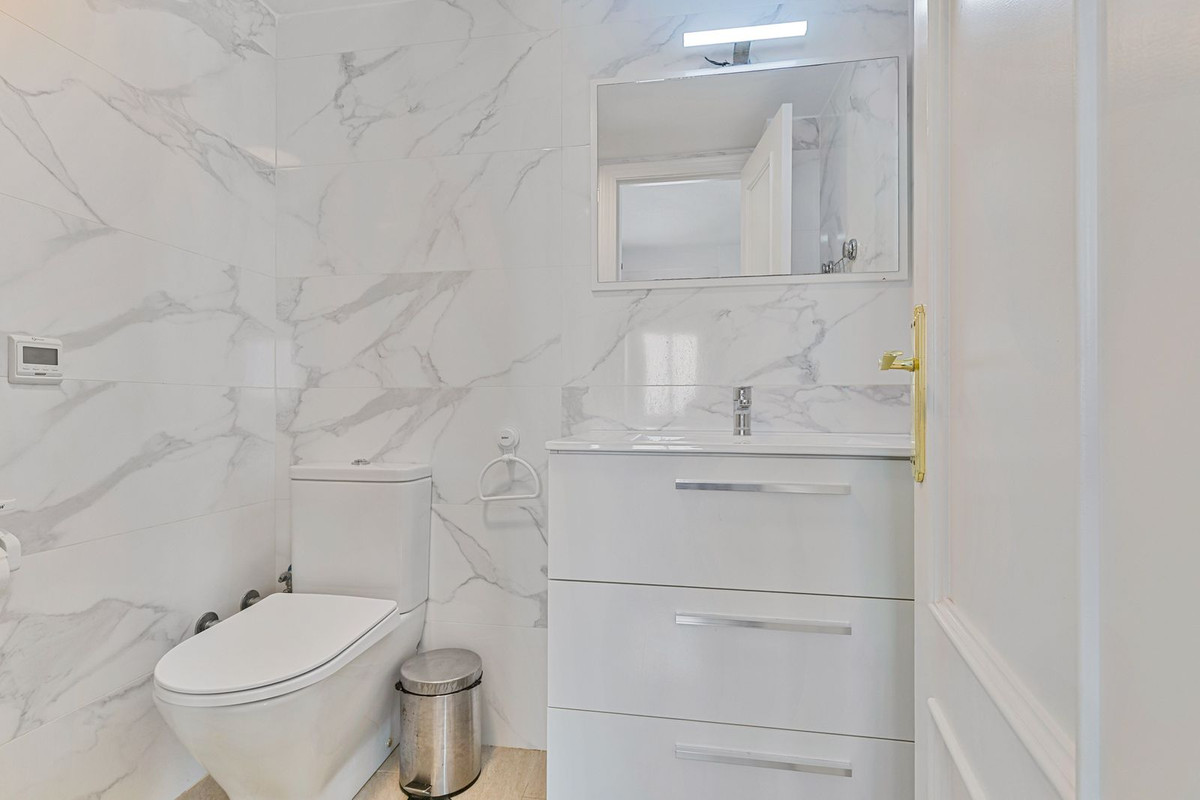 3 Bedroom Apartment in Fuengirola - Foto 8