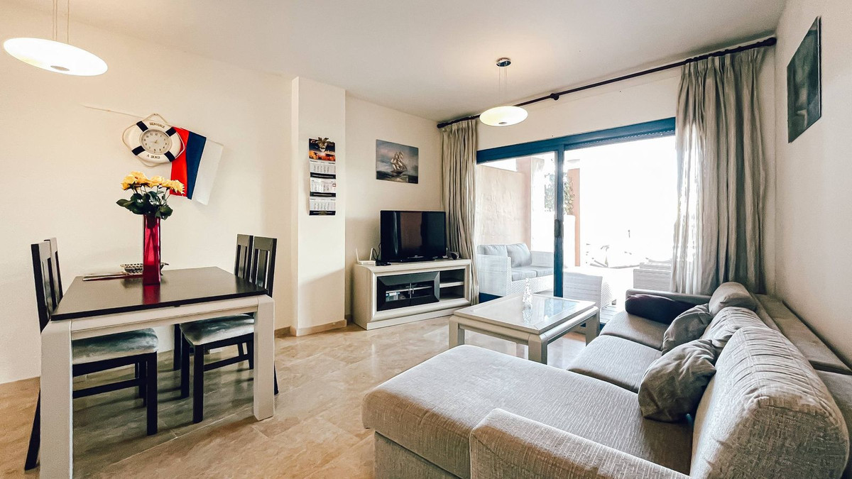 2 Bedroom Apartment in La Duquesa - Фото 2