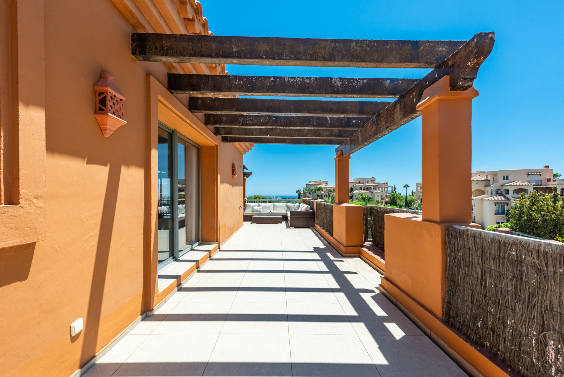 3 Bedroom Penthouse in Estepona - Photo 19