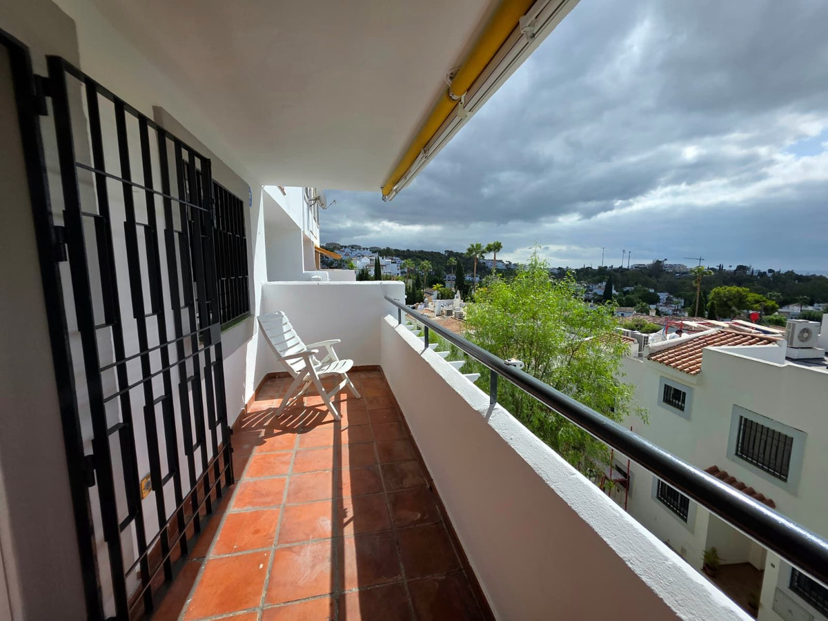 Piso de 2 dormitorios con piscina en Málaga – Foto 5