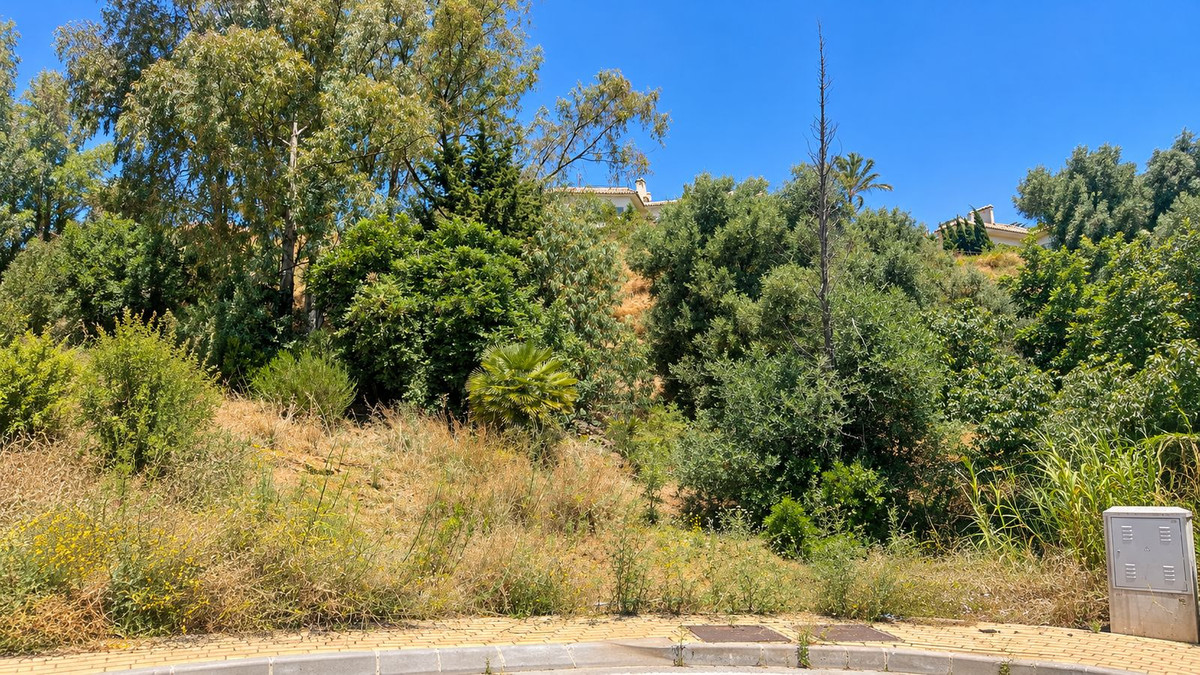 836 m² Plot in Estepona - Photo 5