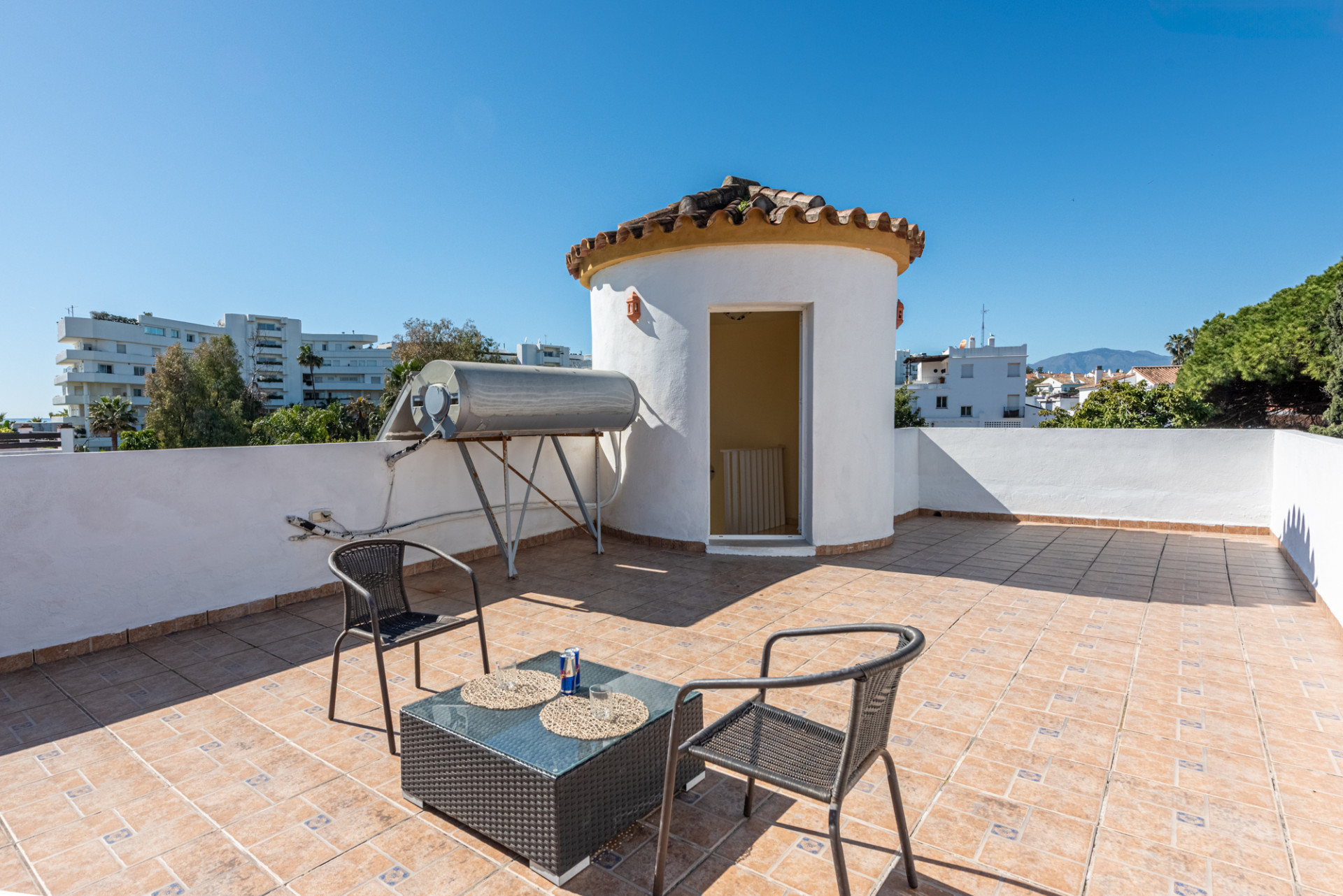 4 Bedroom Villa in San Pedro de Alcántara - Photo 24