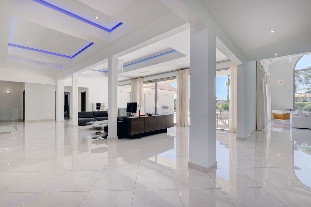 5 Bedroom Villa in Sotogrande - Photo 19