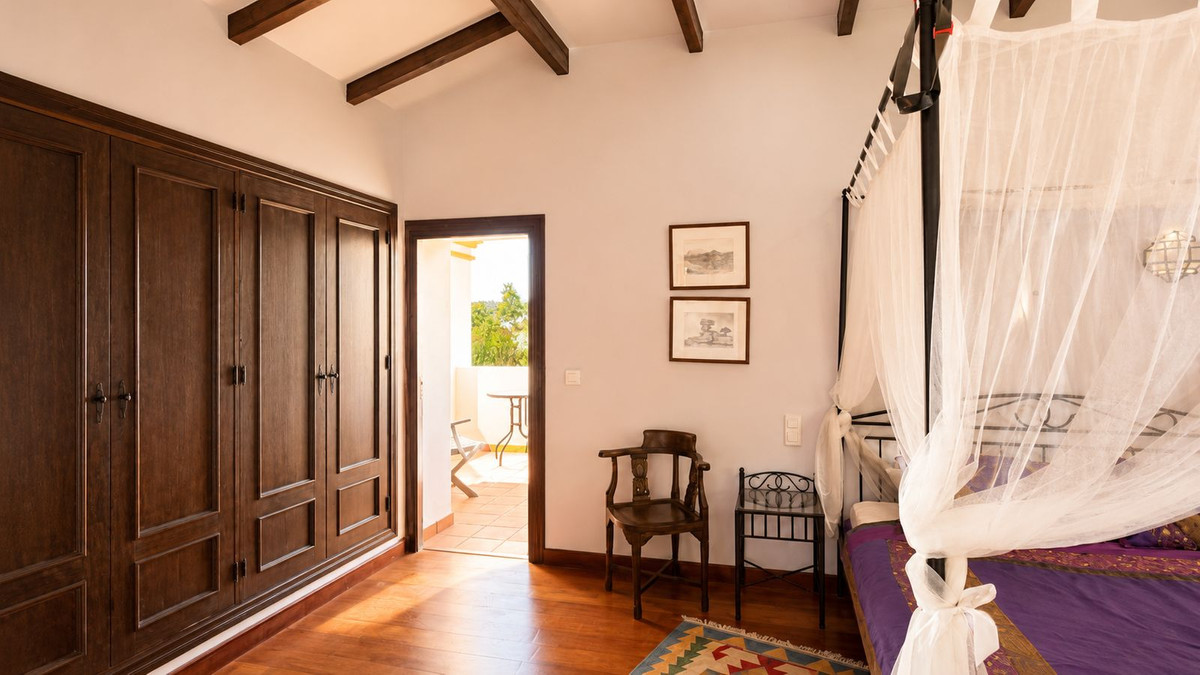Espaço comercial com piscina em Málaga, Espanha – Foto 25