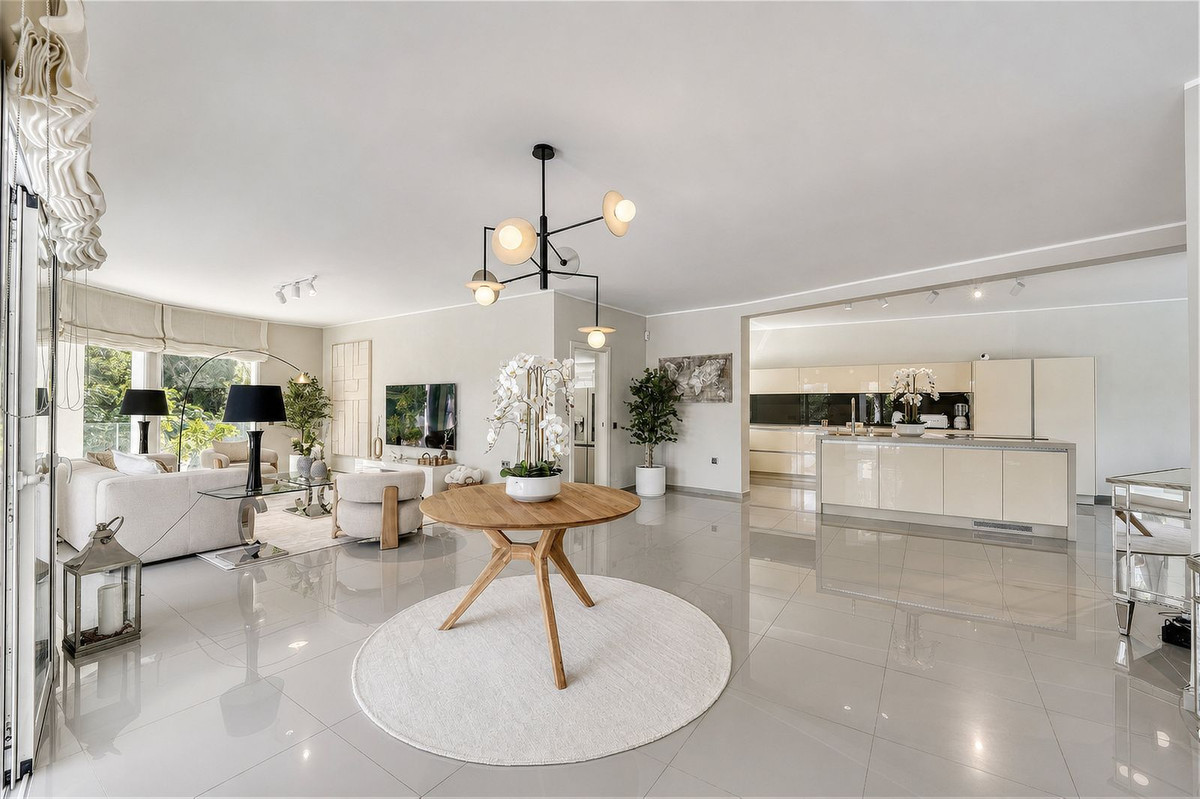 4 Bedroom Villa in Benahavís - Foto 16