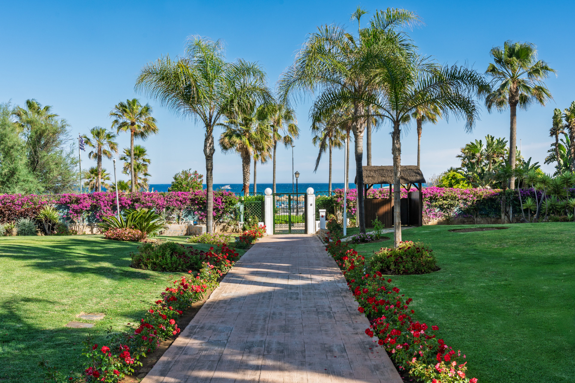 4 Bedroom Apartment in Marbella - Photo 23
