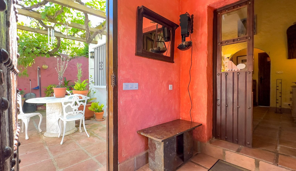 3 Bedroom Country house in Alhaurín el Grande - Photo 8