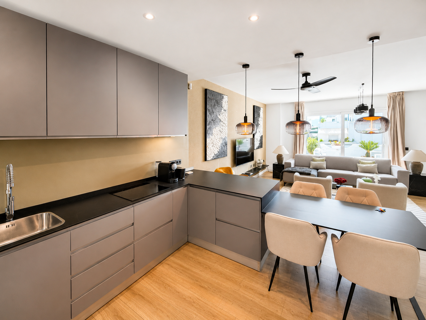 Apartamento com 4 quartos com piscina em Málaga, Espanha – Foto 6