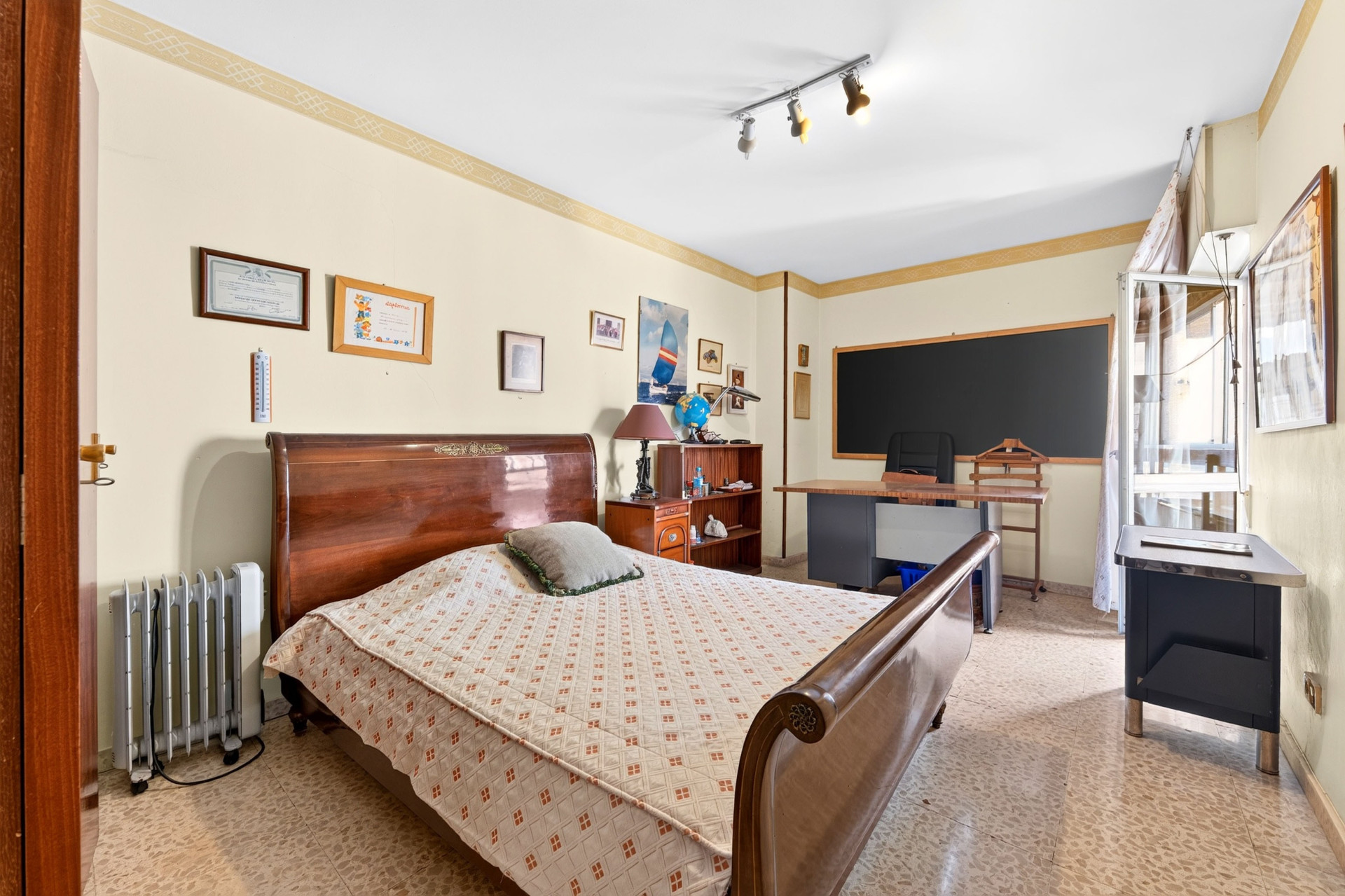5 Bedroom Apartment in Málaga - Photo 15