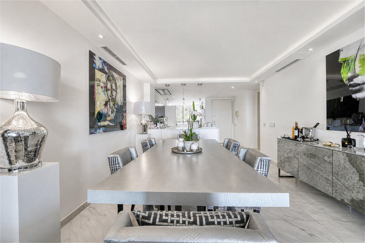 3 Bedroom Apartment in Benahavís - Foto 22