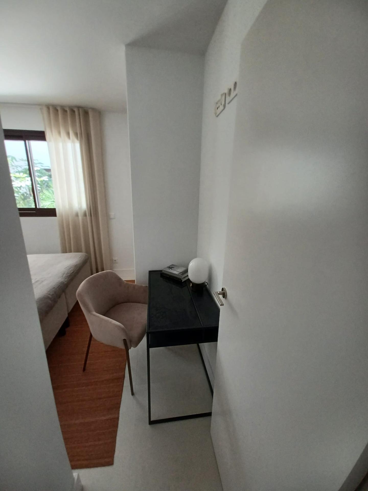 2 Bedroom Apartment in Benalmádena - Foto 22