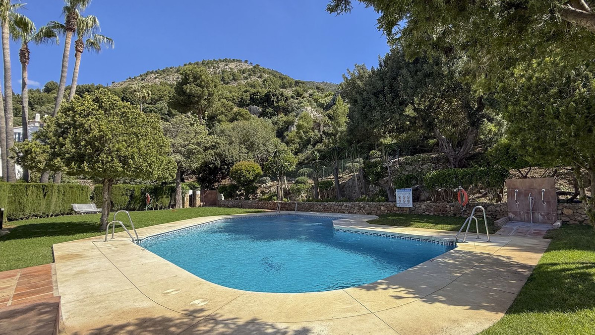 2 Bedroom Townhouse in Mijas - Photo 13