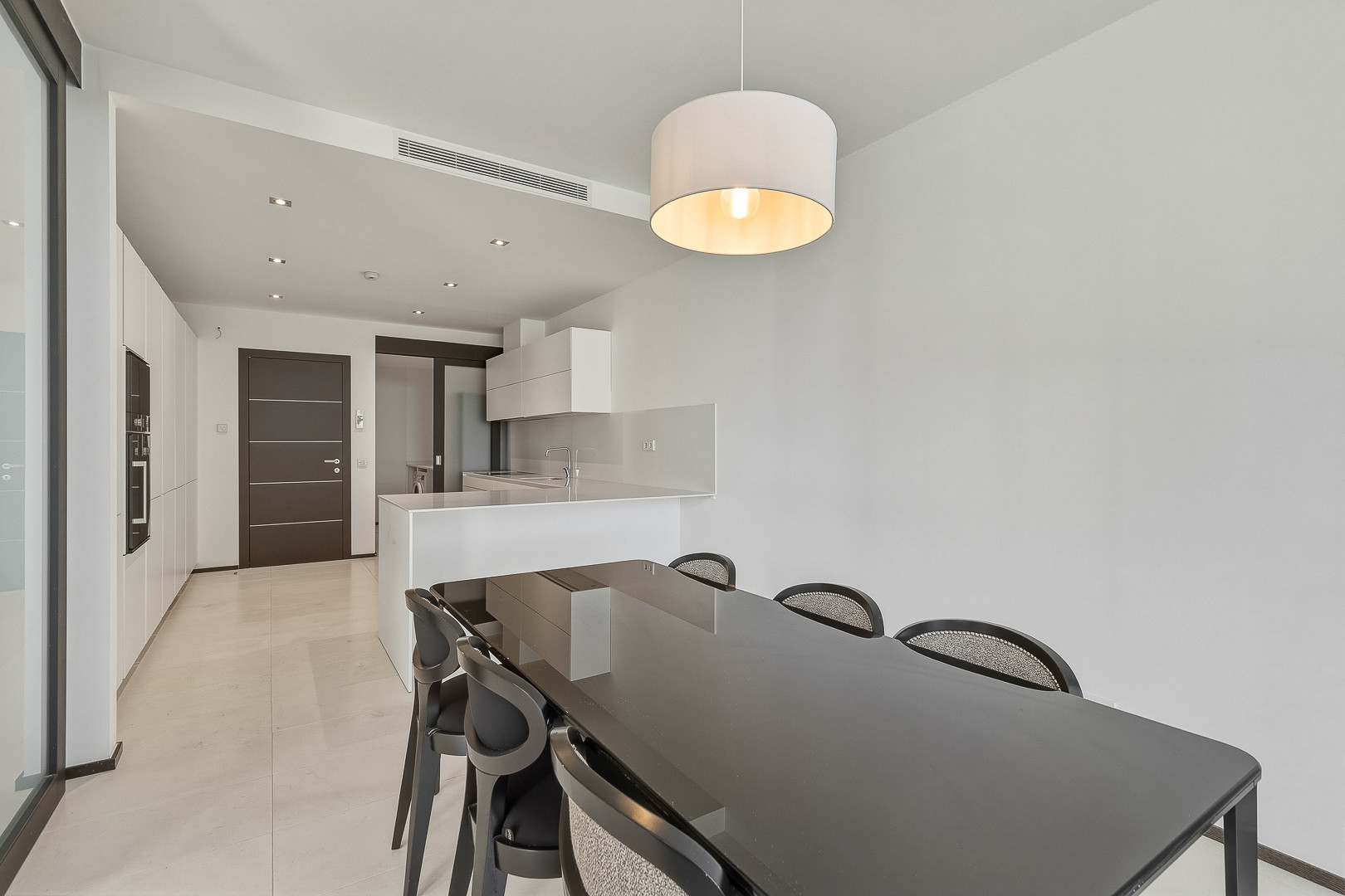 3 Bedroom Villa in Marbella - Photo 9