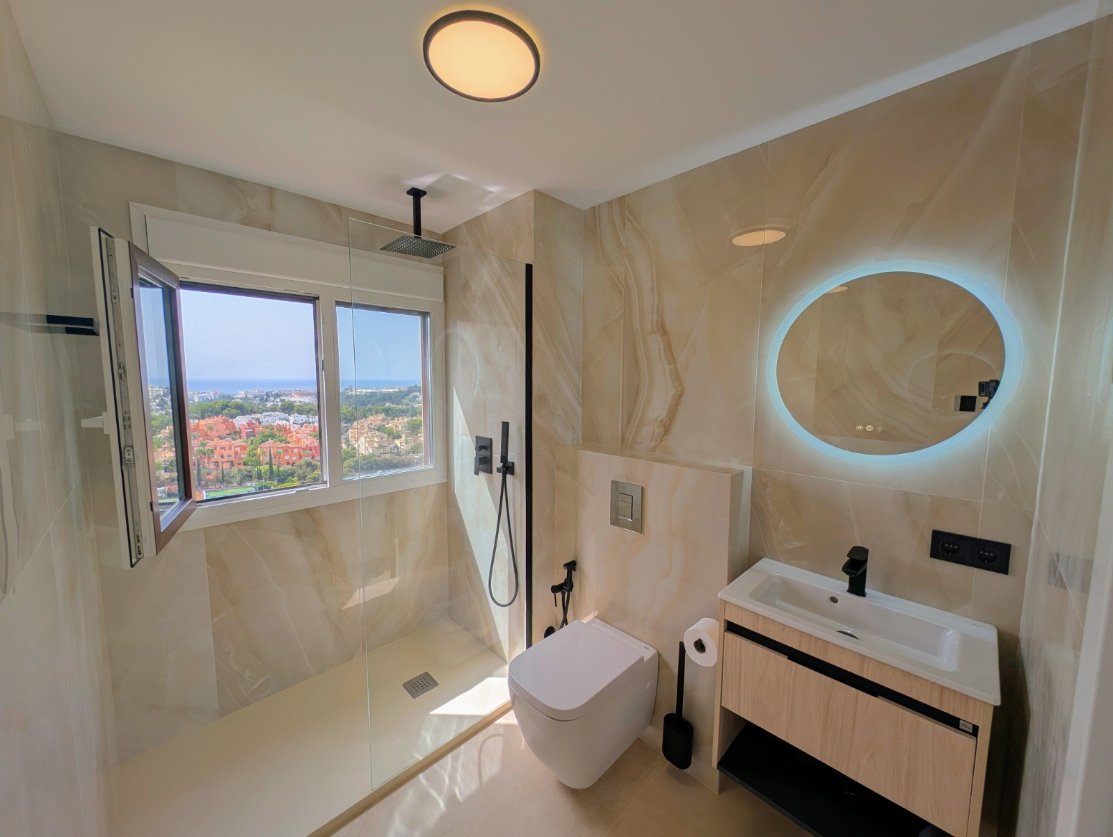 Apartamento com 1 quarto com piscina em Málaga, Espanha – Foto 11