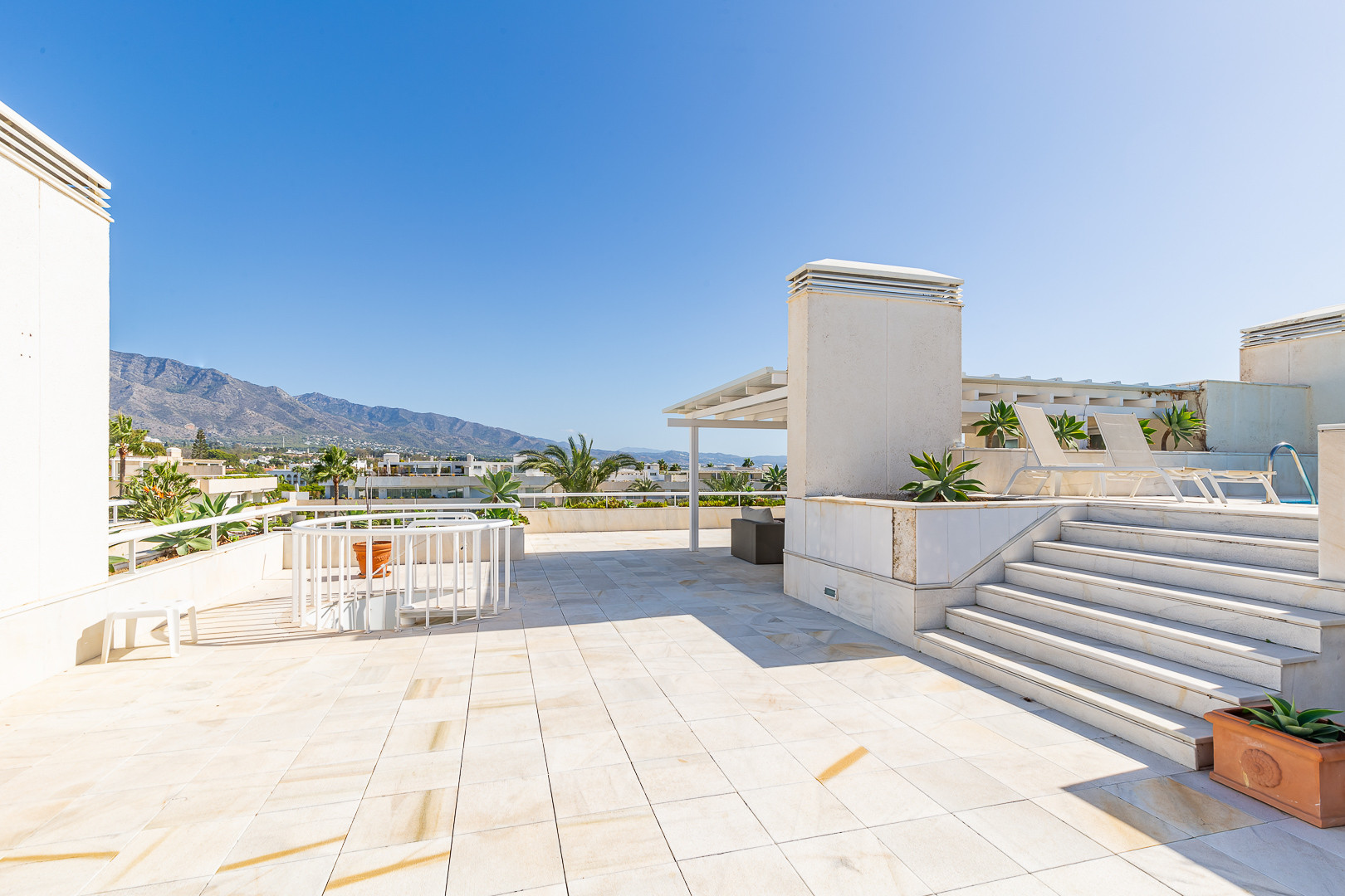 Appartamento con 3 camere vista mare a Malaga, Spagna – Foto 21