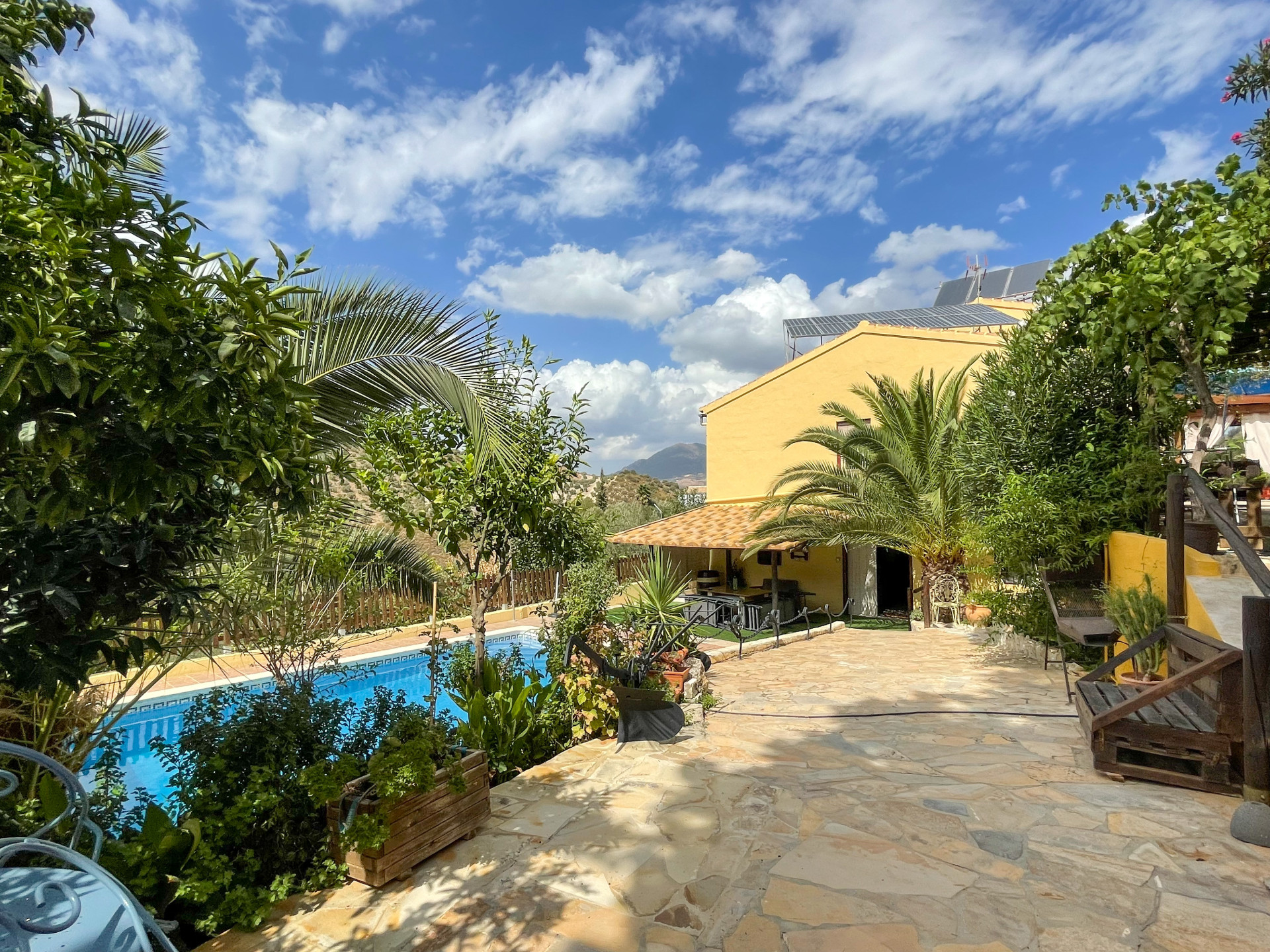 Country house in Iznajar