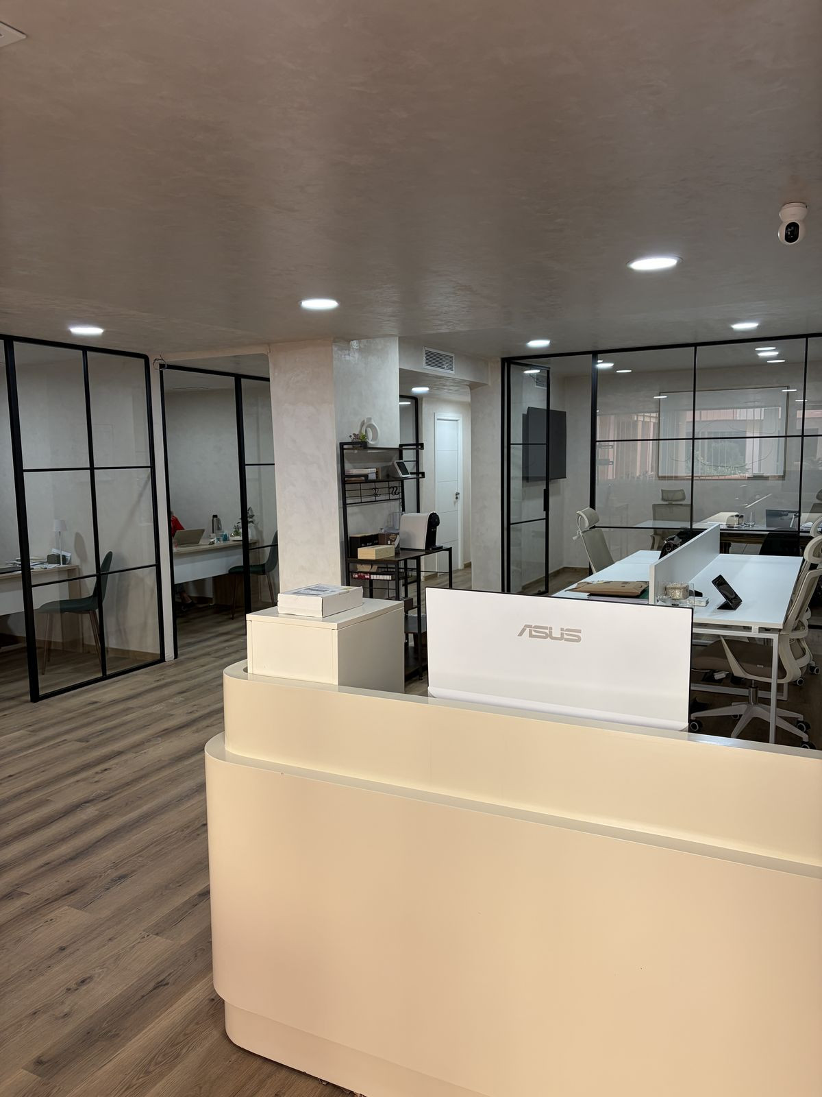 Espaço comercial com piscina em Málaga, Espanha – Foto 3