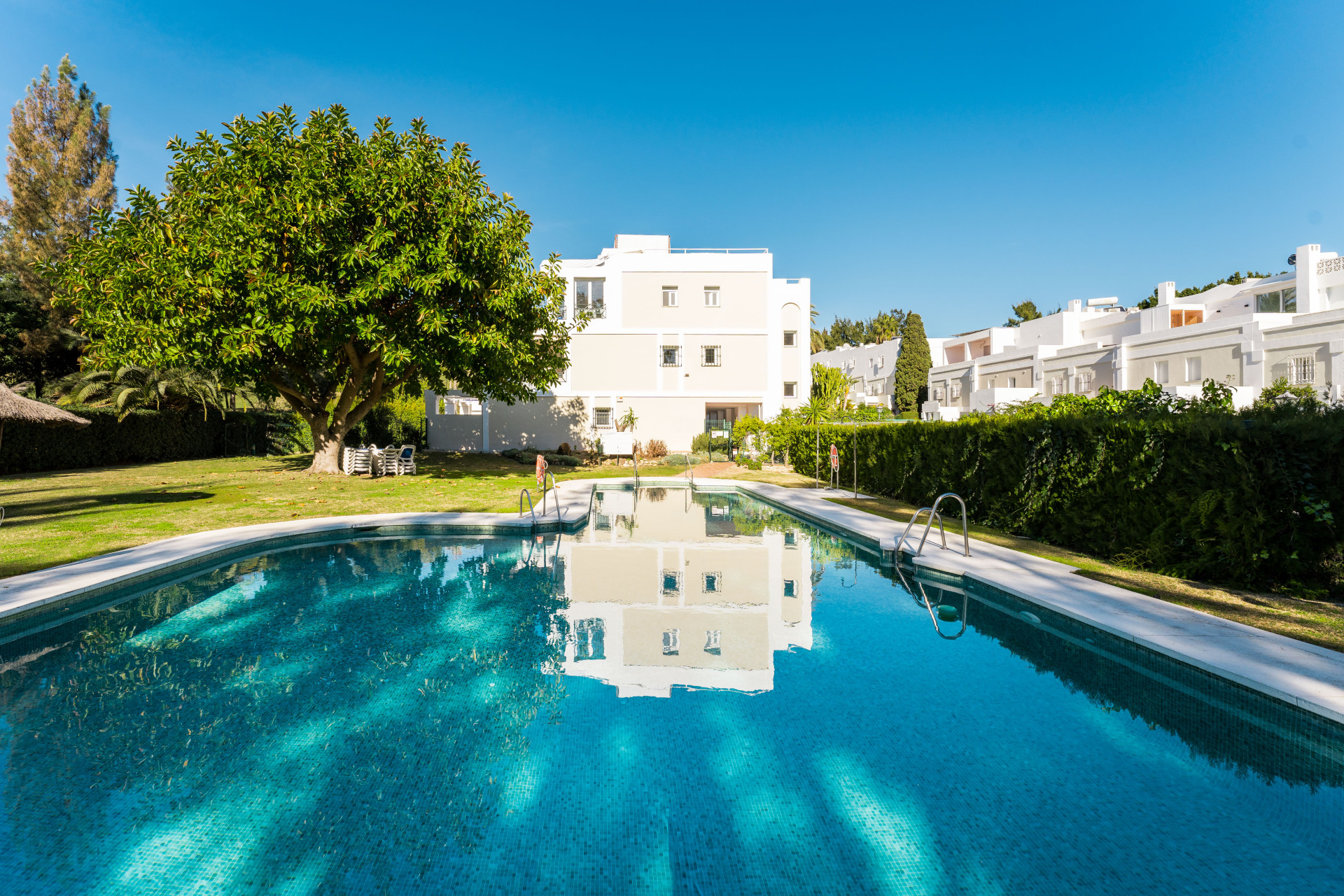 3 Bedroom Apartment in Benahavís - Photo 21
