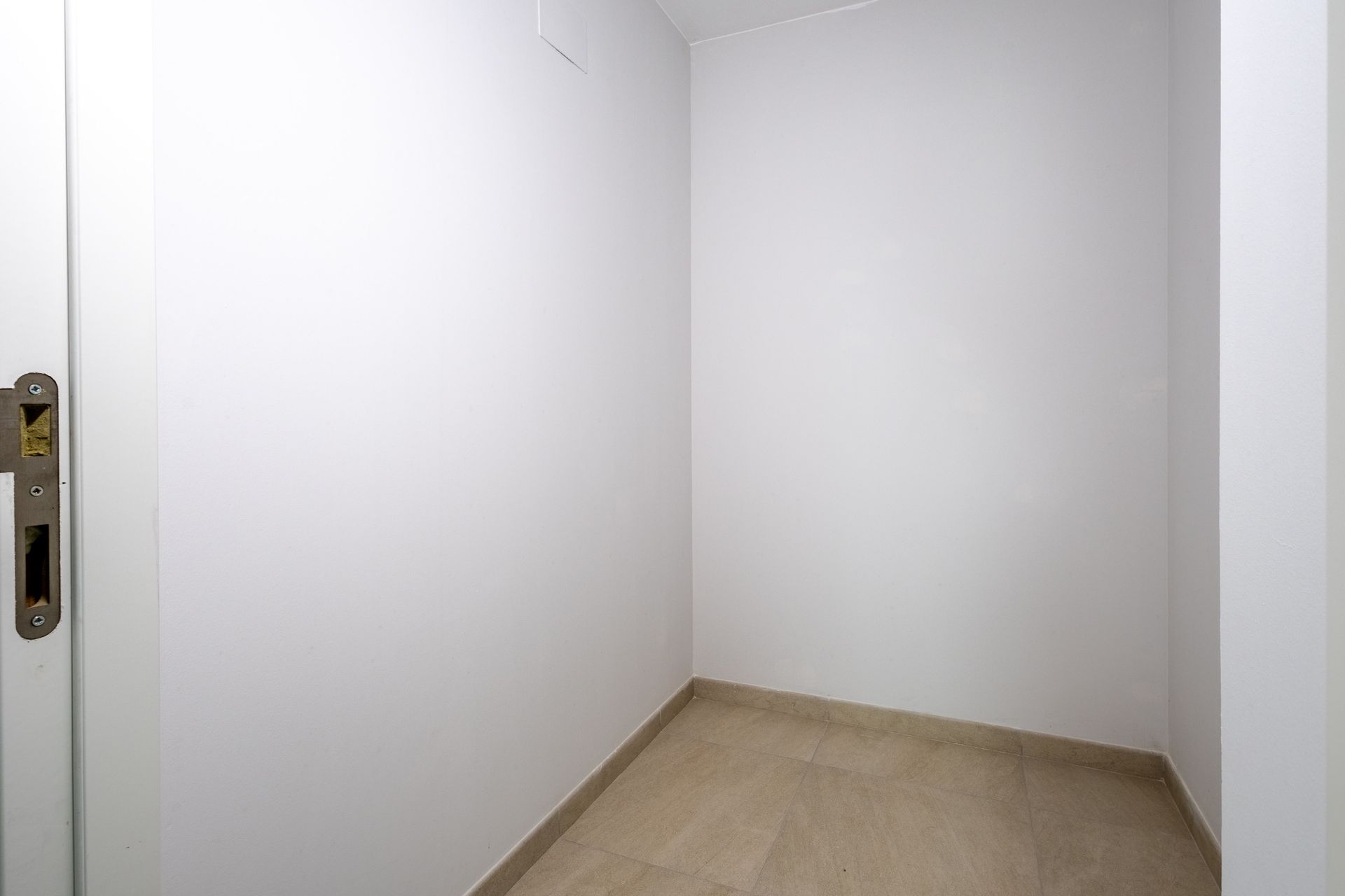 Apartamento com 3 quartos com piscina em Alicante, Espanha – Foto 15