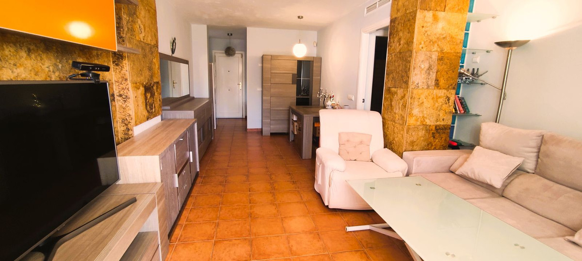 2 Bedroom Apartment in Marbella - Photo 14