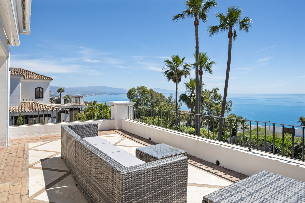 4 Bedroom Villa in Manilva - Photo 14