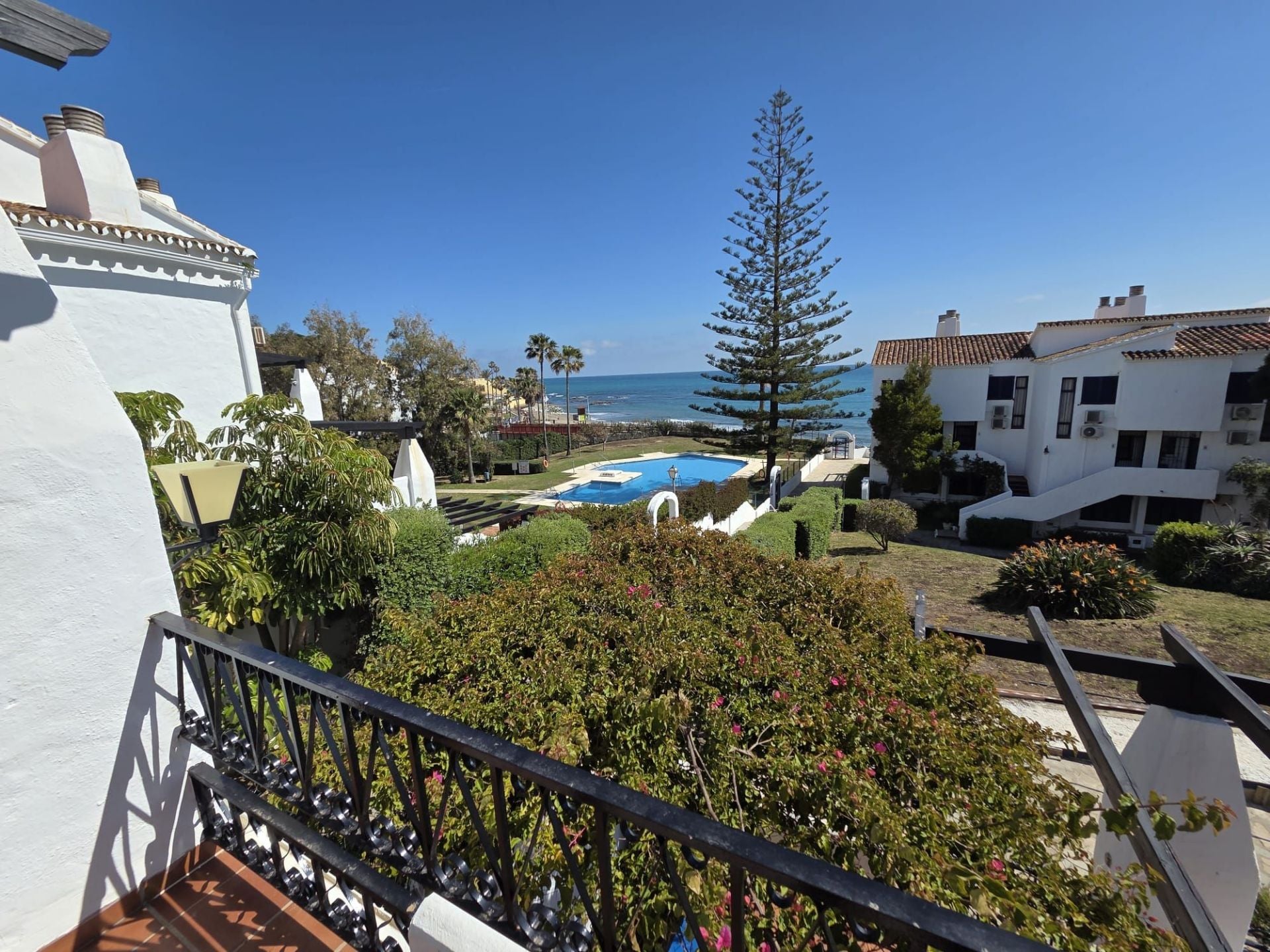 2 Bedroom Apartment in Mijas - Photo 14