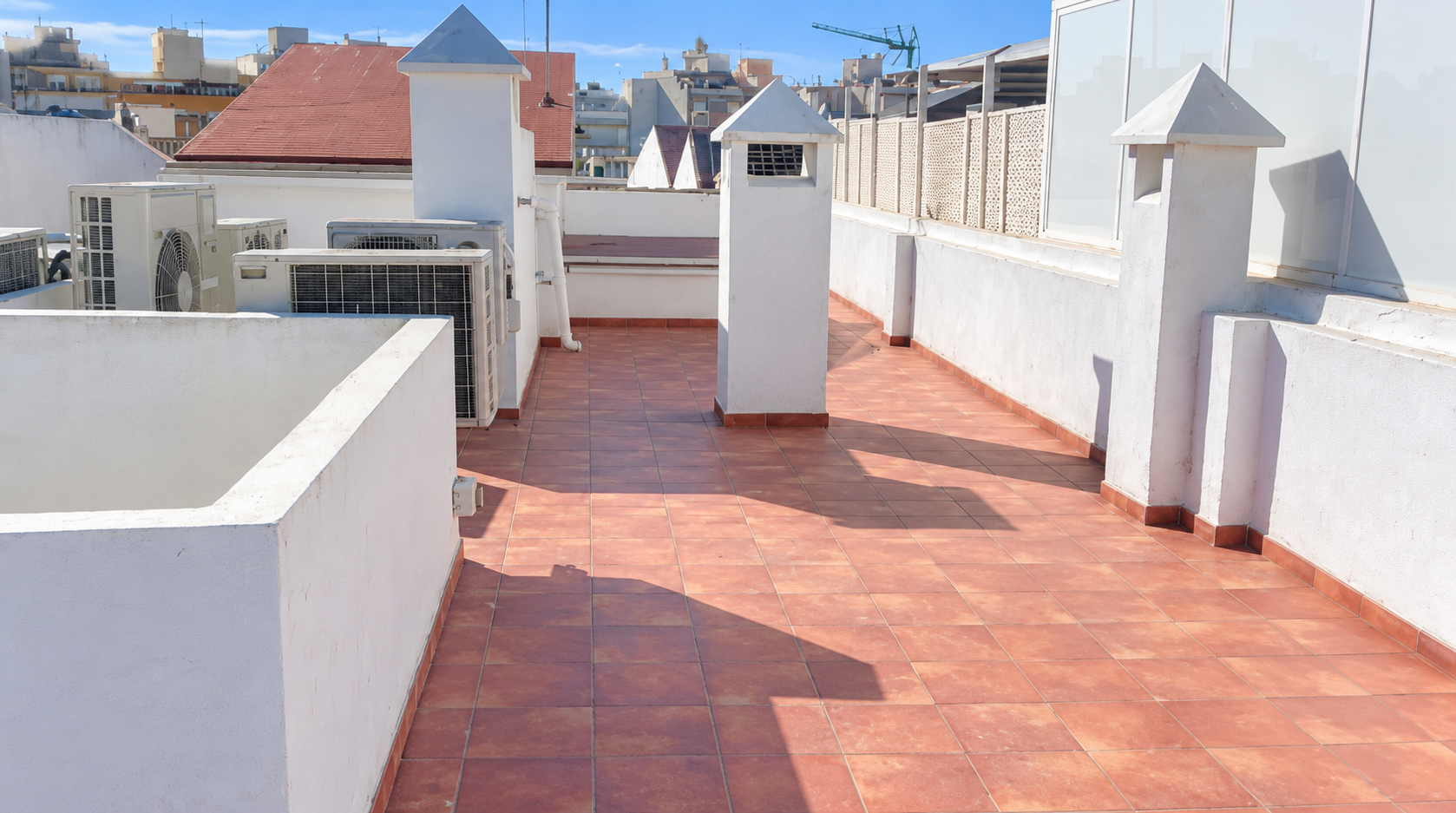 2 Bedroom Penthouse in Fuengirola - Photo 10