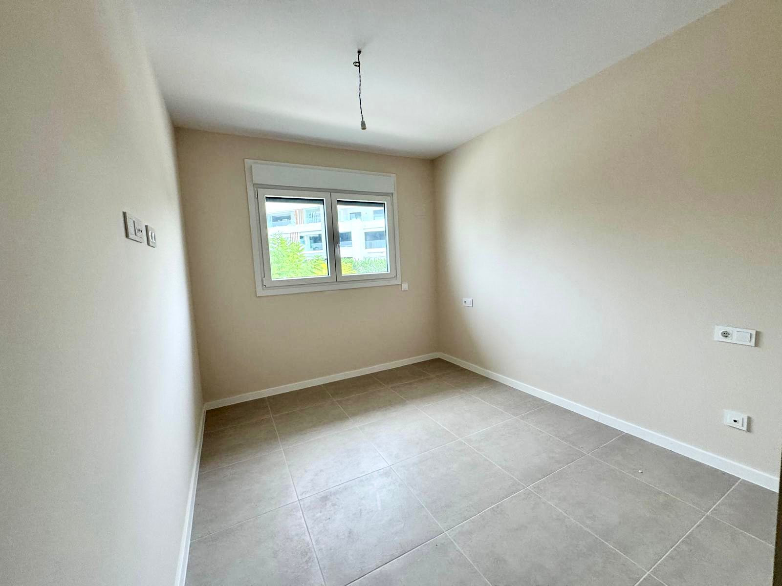 2 Bedroom Apartment in Estepona - Photo 4