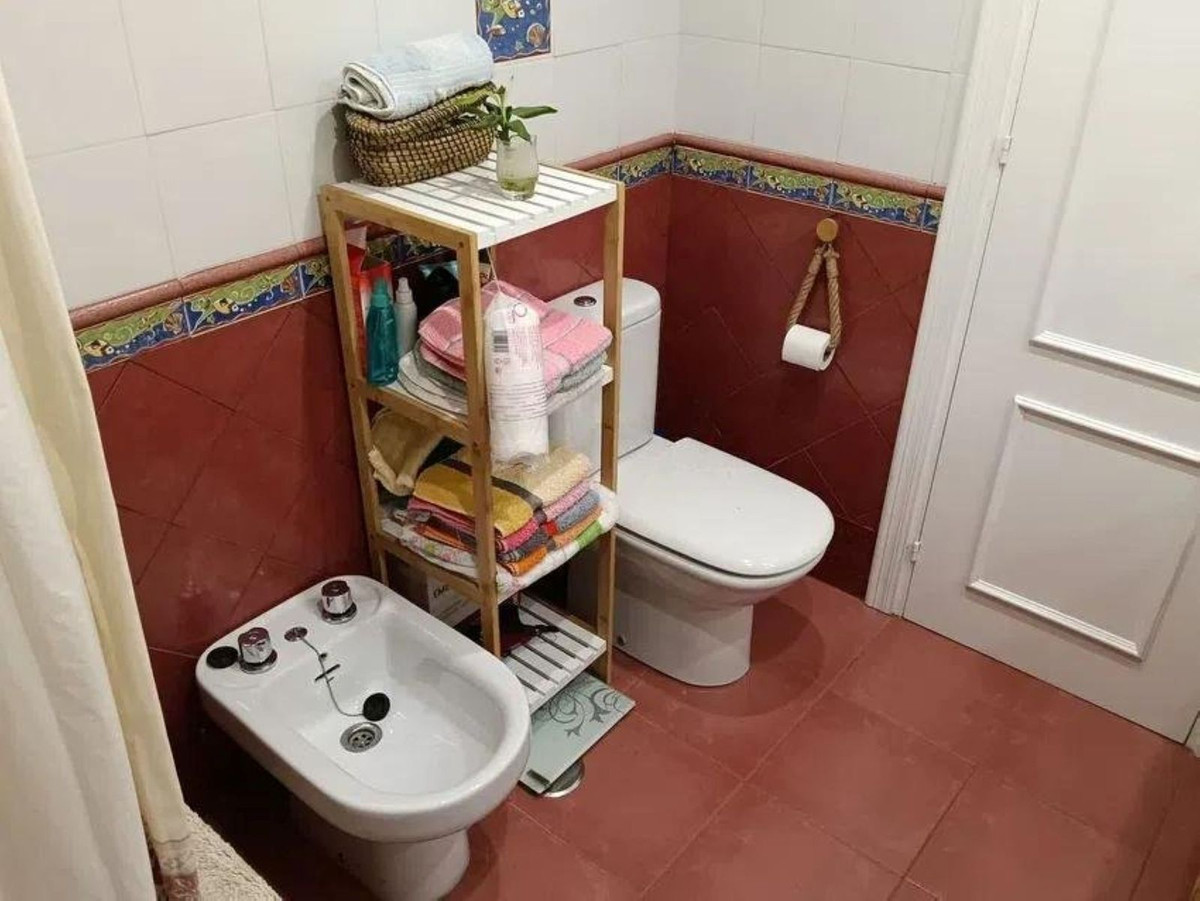 3 Bedroom Townhouse in Torremolinos - Photo 35