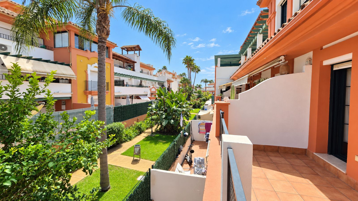 3 Bedroom Apartment in Estepona - Foto 19