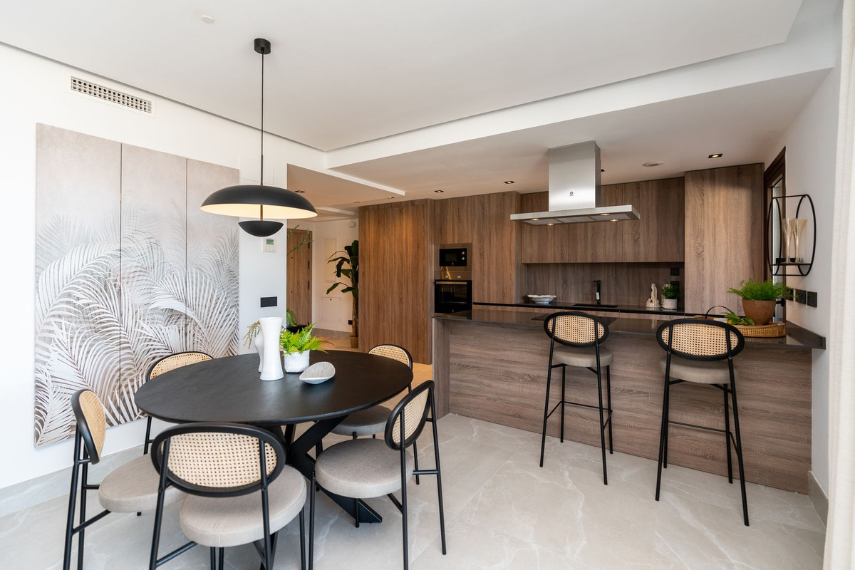 3 Bedroom Penthouse in Istán - Photo 4