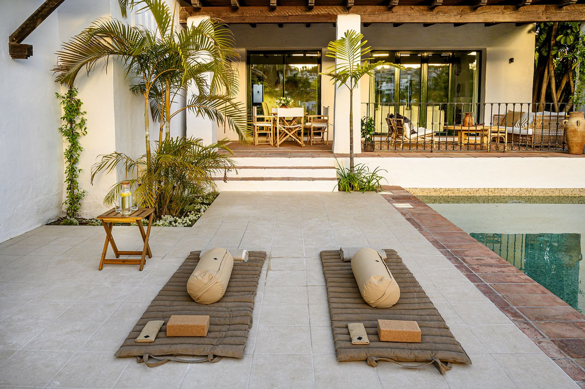 4 Bedroom Villa in Estepona - Photo 41