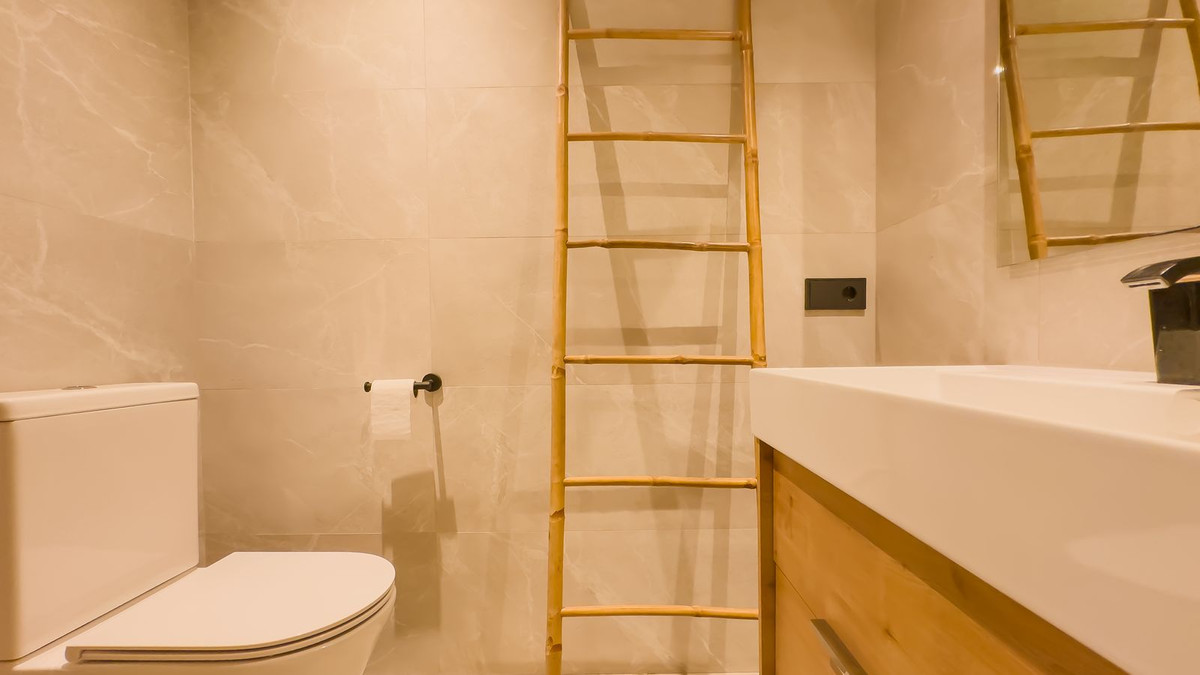 3 Bedroom Penthouse in Istán - Photo 44
