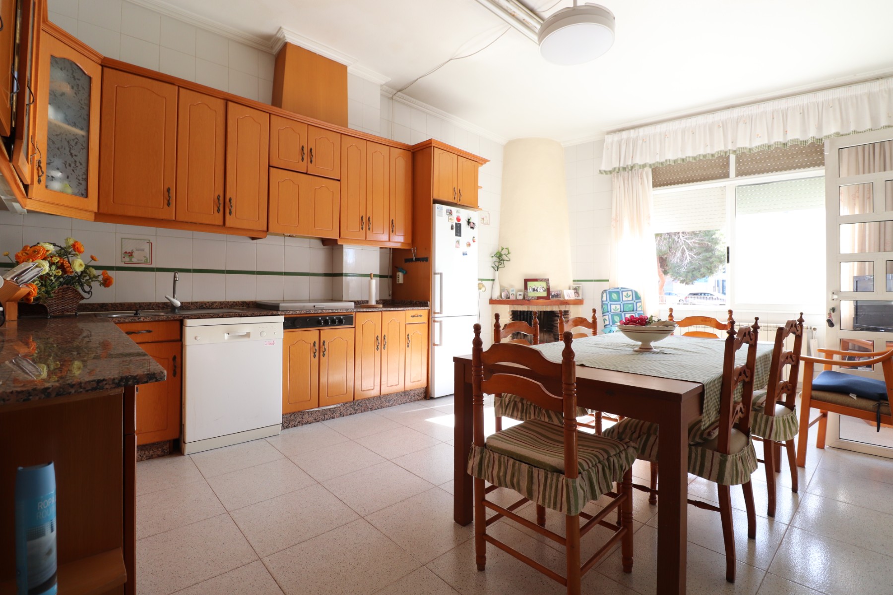 Apartamento com 3 quartos com piscina em Alicante, Espanha – Foto 8