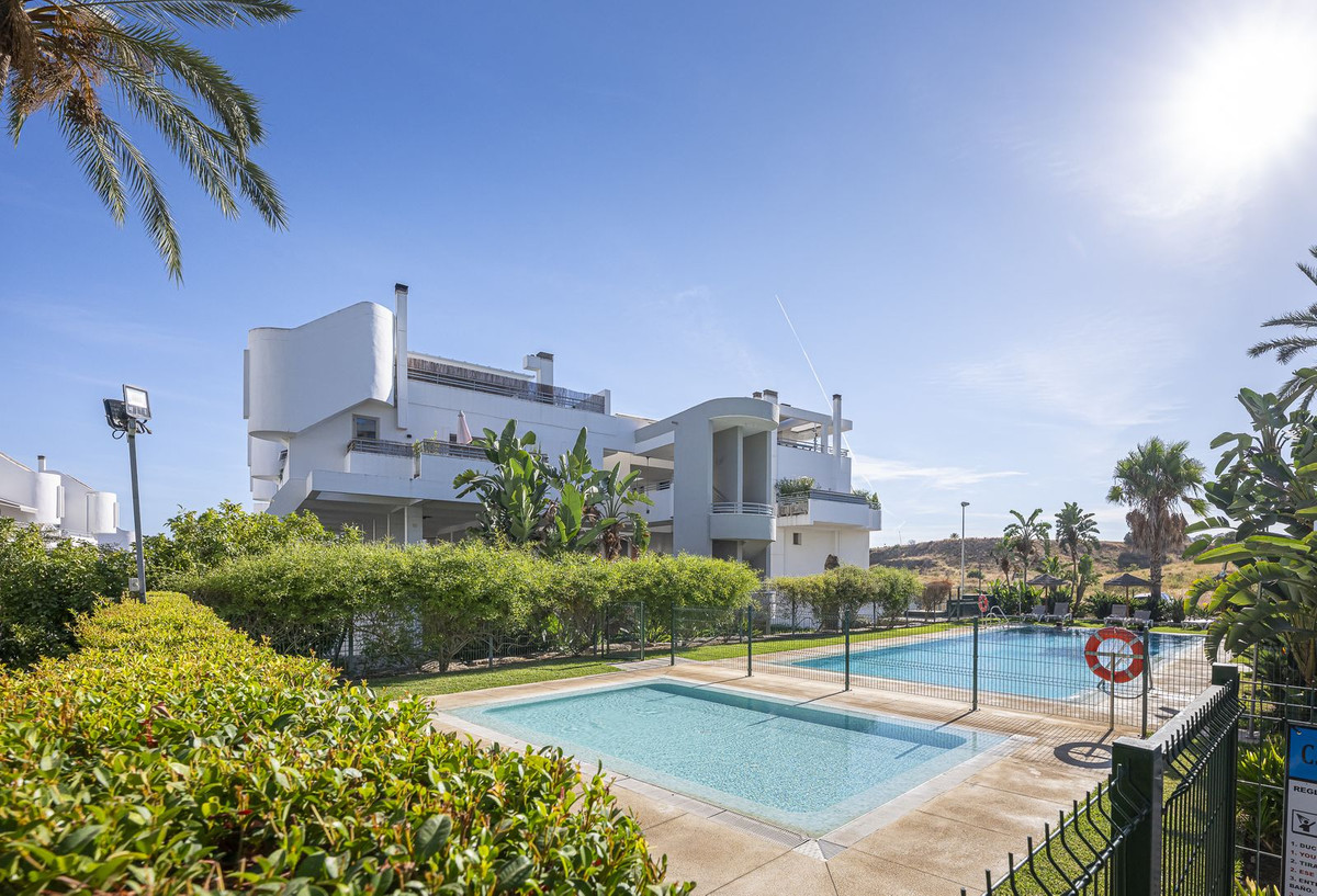 5 Bedroom Penthouse in Mijas - Photo 43
