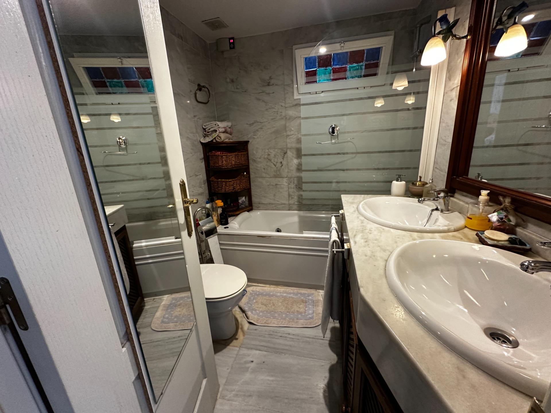 3 Bedroom Townhouse in Marbella - Photo 18