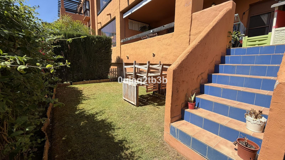 2 Bedroom Apartment in Benahavís - Foto 23