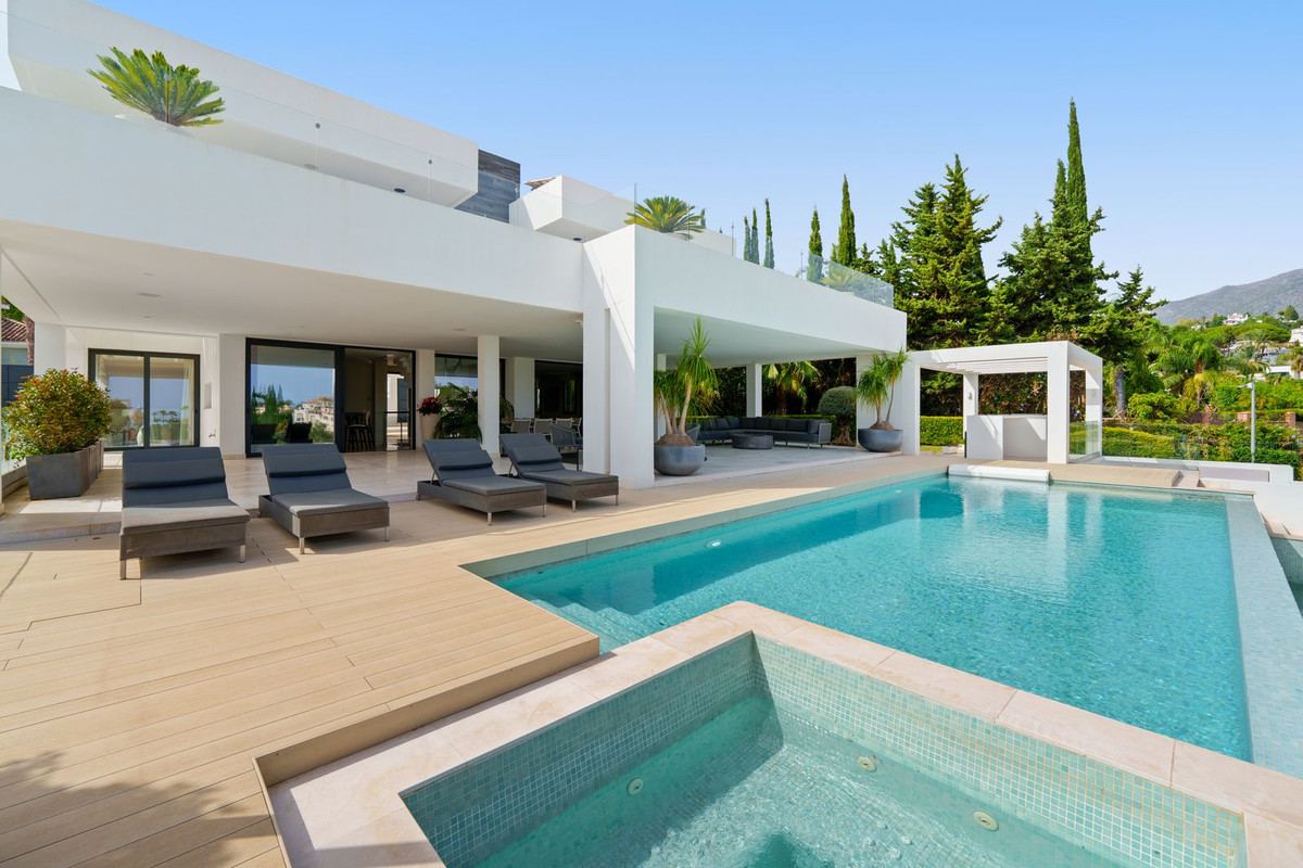 5 Bedroom Villa in Marbella - Foto 17