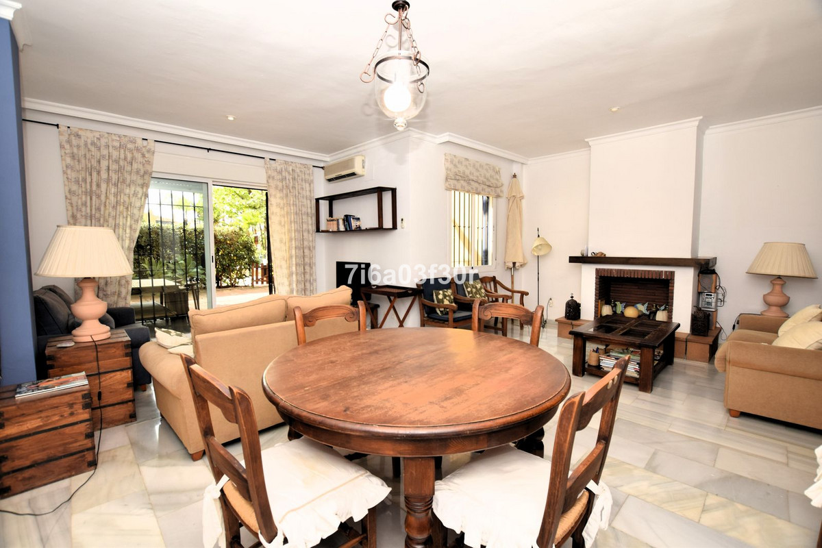 3 Bedroom Townhouse in Marbella - Foto 10