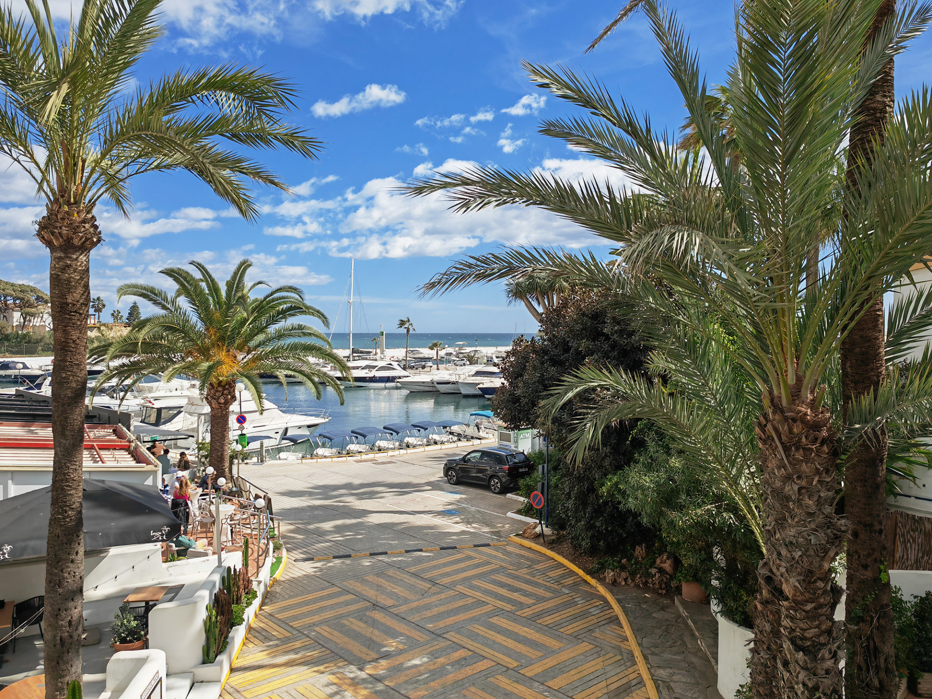 2 Bedroom Apartment in Marbella - Photo 4