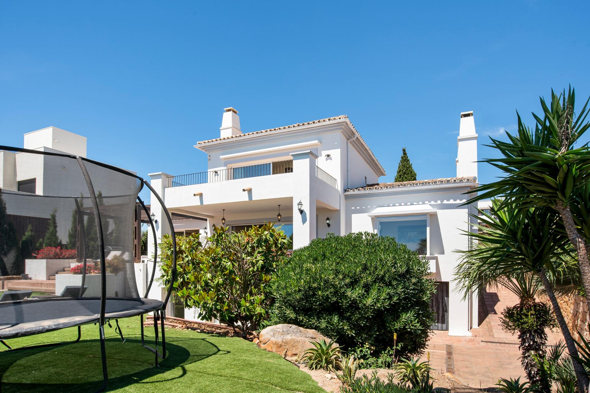 4 Bedroom Villa in Manilva - Photo 3