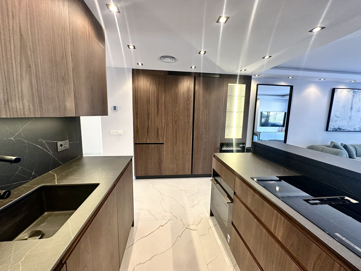 3 Bedroom Apartment in Marbella - Foto 14