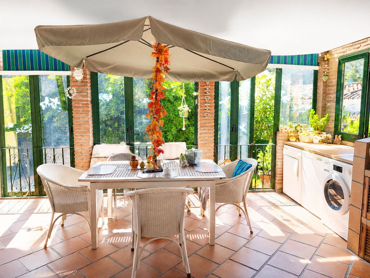 2 Bedroom Villa in Benahavís - Foto 4