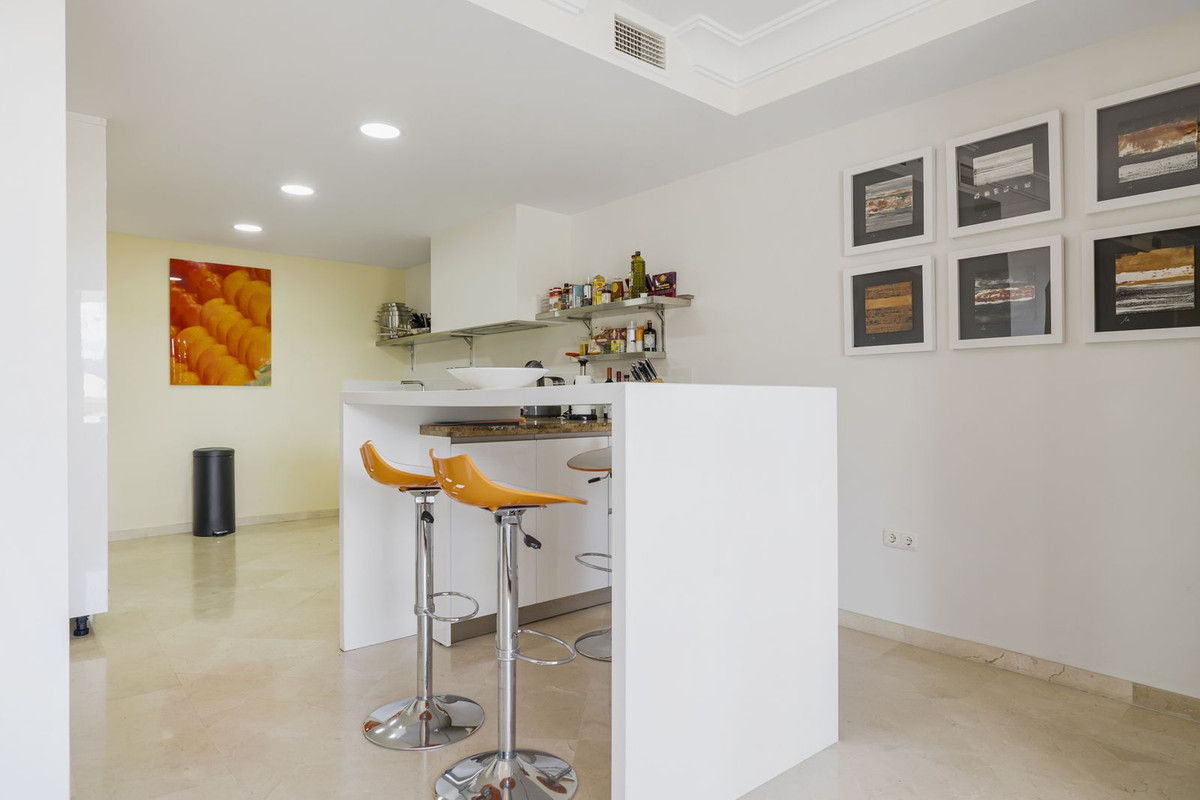 5 Bedroom Townhouse in Benahavís - Foto 16