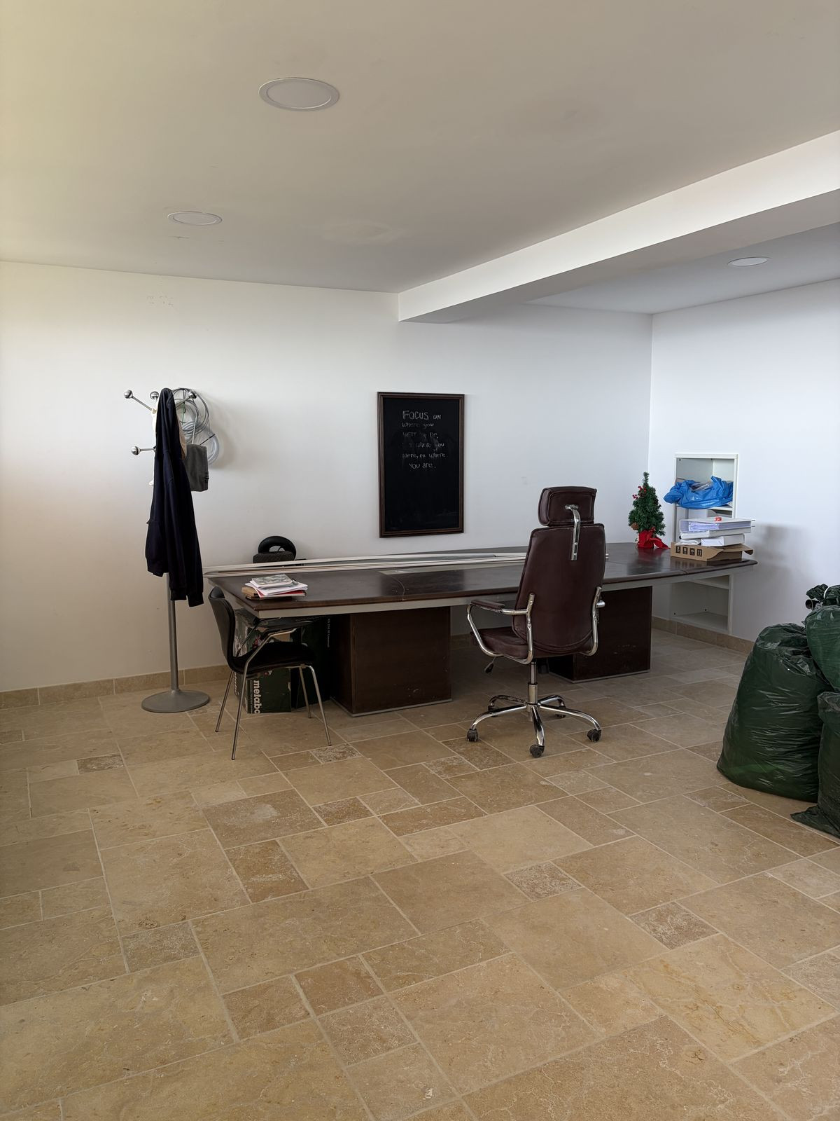 Espaço comercial com piscina em Málaga, Espanha – Foto 14