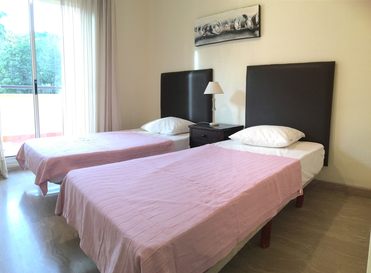Apartamento com 3 quartos com piscina em Málaga, Espanha – Foto 12