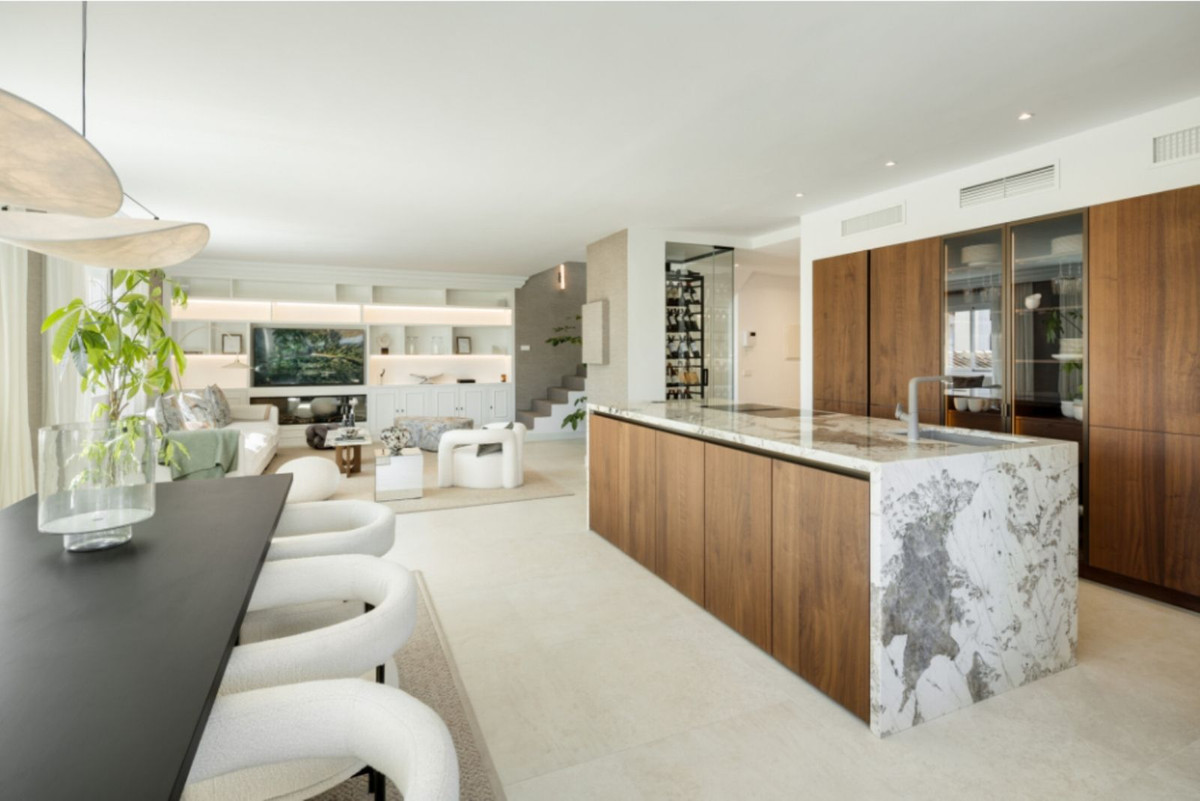 Apartamento com 5 quartos com piscina em Málaga, Espanha – Foto 3