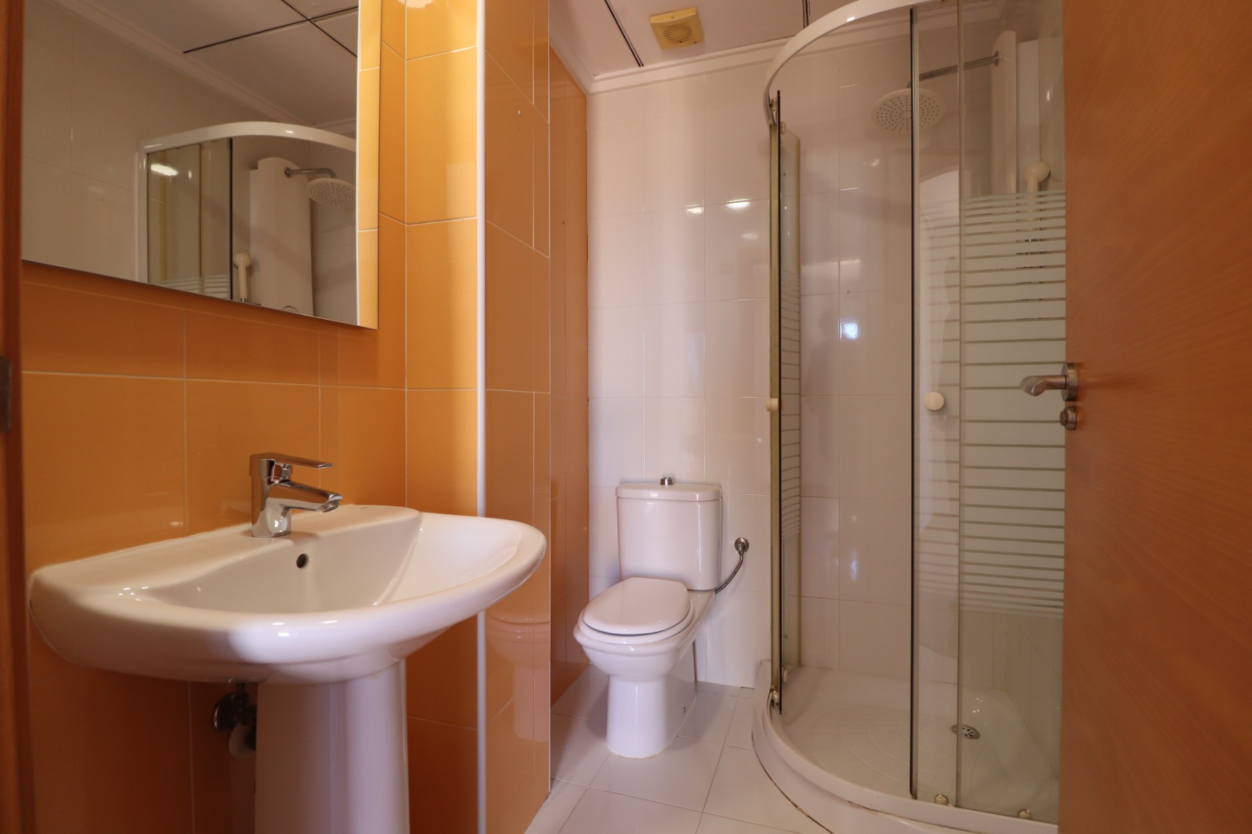 Apartamento com 2 quartos com piscina em Alicante, Espanha – Foto 13