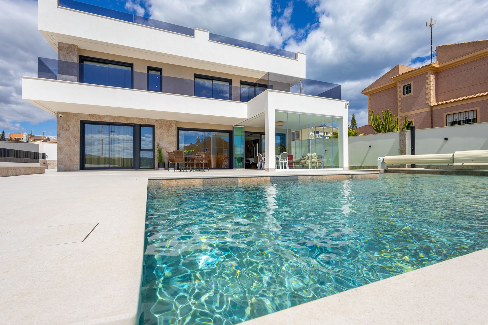 Moradia com 4 quartos com piscina em Alicante, Espanha – Foto 26